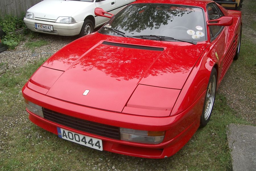 Ferrari Testarossa LHD